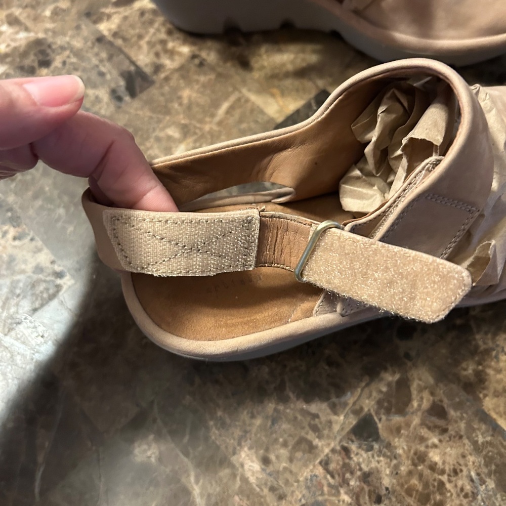 Clarks Clarene Nubuck Wedge Sandals - Picture 5 of 8